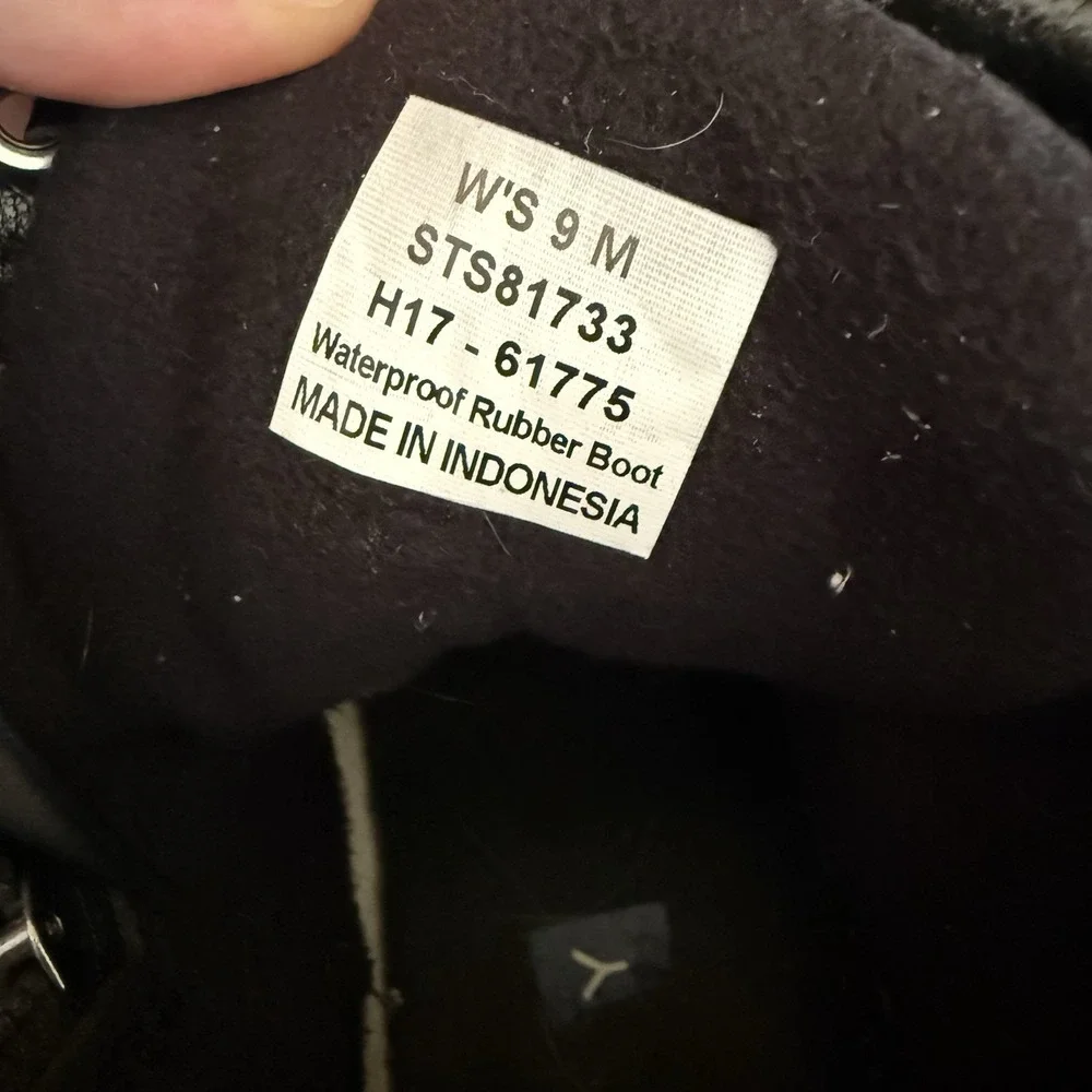 Sperry‎ Quilted Nylon Duck Boots Size 9M Women's Black STS81733 Waterproof